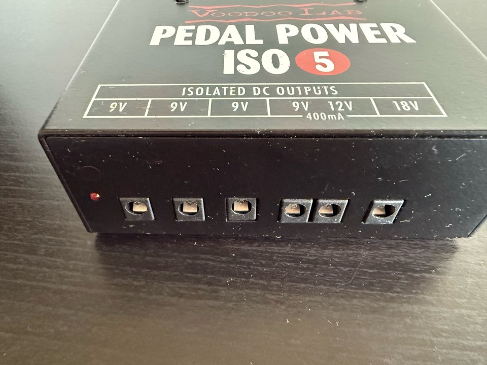 Voodoo Lab Pedal Power ISO-5 – Made in USA de segunda mano · Foto 4 de 7 · Pontevedra · 97 €