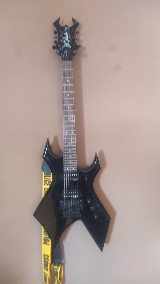 Bc Rich 7 cuerdas. Cambio. de segunda mano · Foto 1 de 7 · Albacete