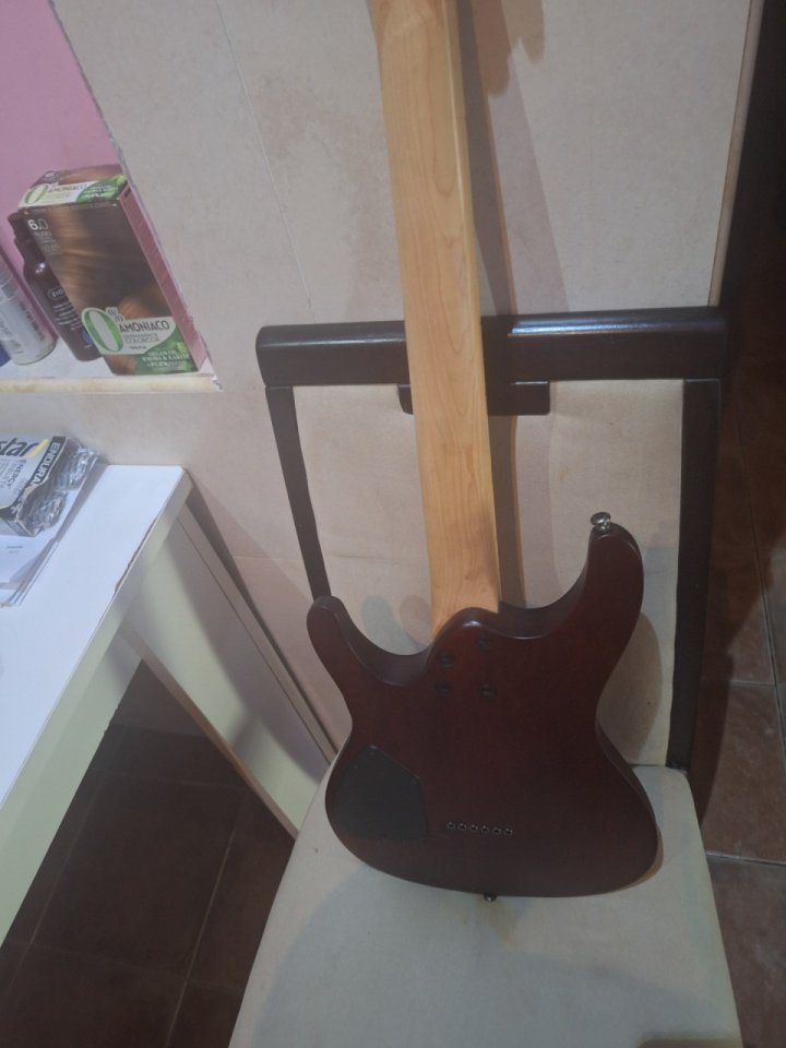 Ibanez s771 pb impecable con funda nueva de segunda mano · Foto 7 de 8 · Castellón · 300 €