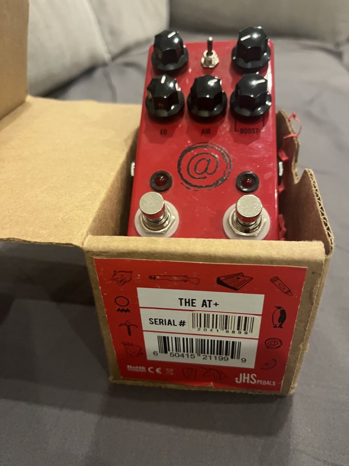 Vendo JHS AT+ en perfecto estado