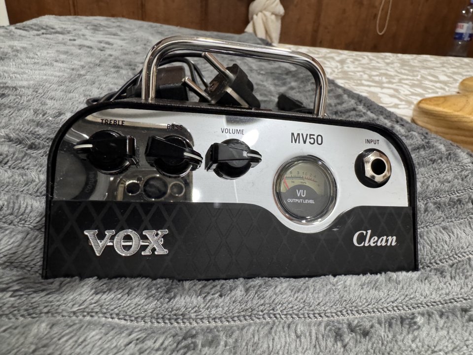 Vox MV 50 CL Clean de segunda mano · Foto 1 de 7 · SC Tenerife · 90 €