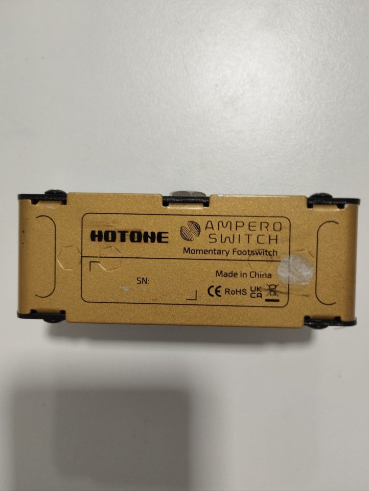 Ampero Mini Hotone + 2 pulsadores de segunda mano · Foto 5 de 7 · Málaga · 120 €