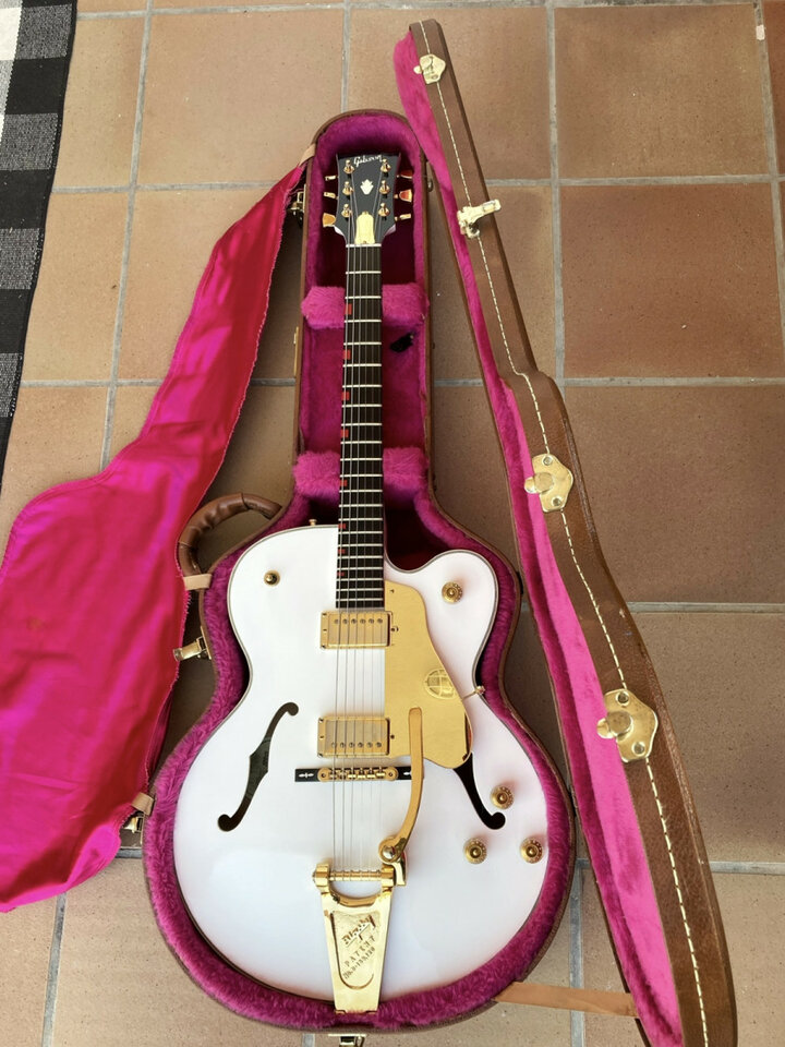 Gibson Chet Atkins Country Gentleman de segunda mano · Foto 6 de 8 · Barcelona · 3750 €
