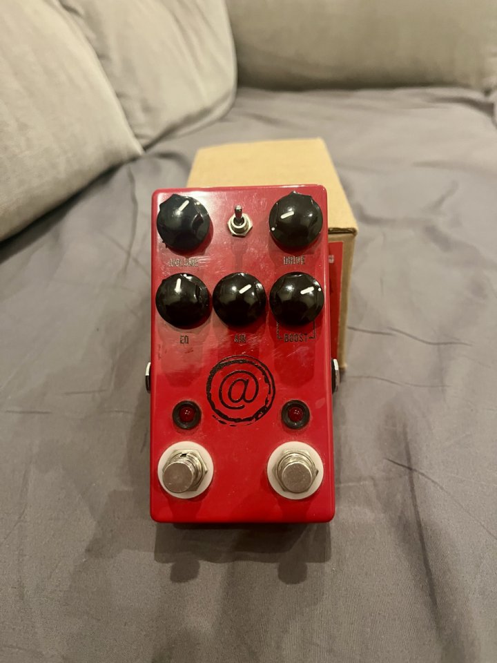 Vendo JHS AT+ en perfecto estado