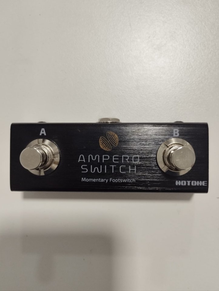 Ampero Mini Hotone + 2 pulsadores de segunda mano · Foto 7 de 7 · Málaga · 120 €
