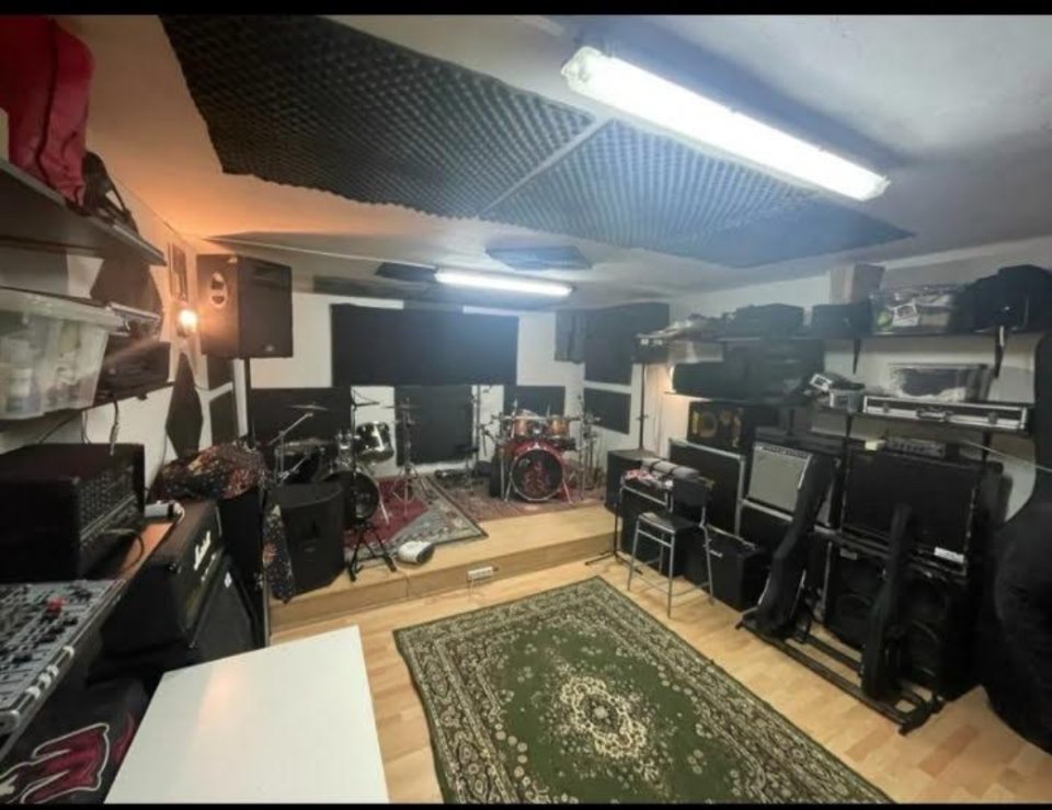 Local de ensayo para compartir