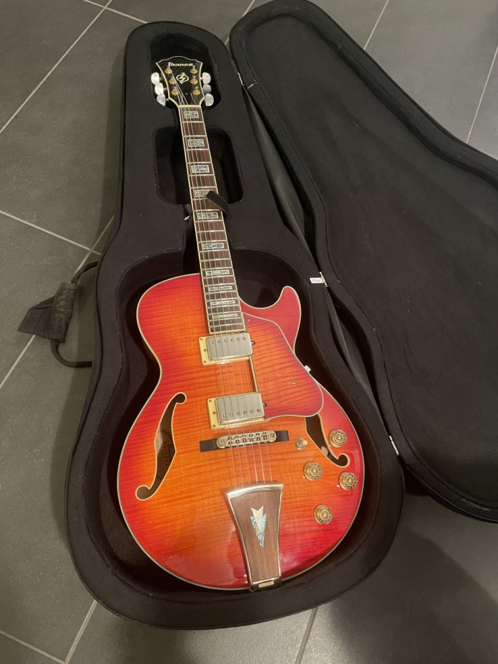 IBANEZ AG96 DH2 ARTCORE Semi Hollow