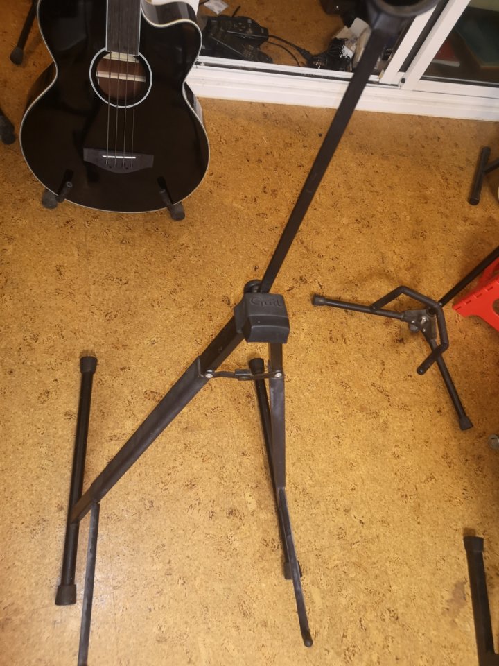 Contrabajo 1/4 de segunda mano · Foto 10 de 10 · A Coruña · 600 €