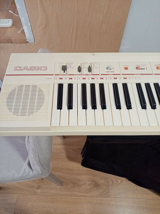CASIOTONE CT-102