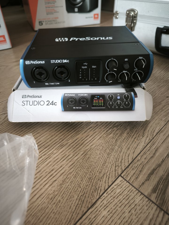 Interfaz de Audio PreSonus Studio 24c (USB-C) + Caja Original de segunda mano · Foto 3 de 3 · A Coruña · 95 €