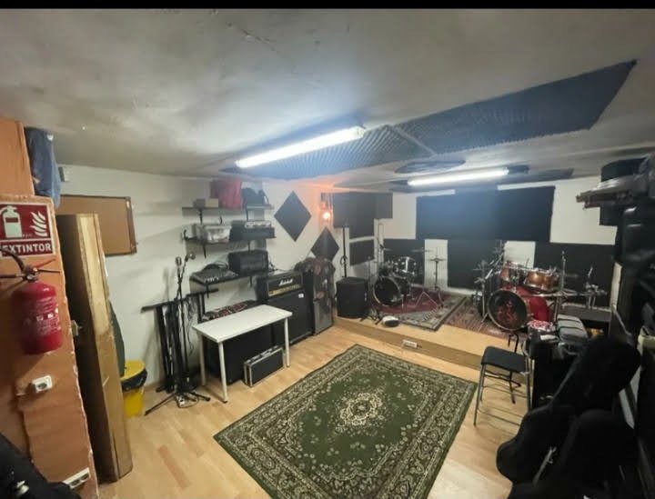 Local de ensayo para compartir