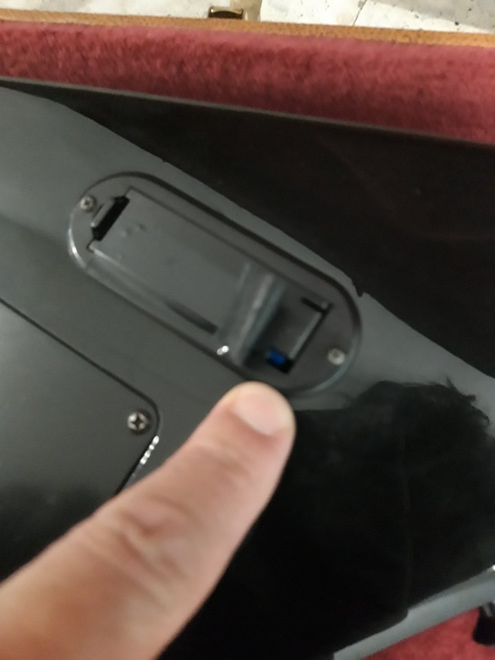 Jackson kvxmg con estuche duro