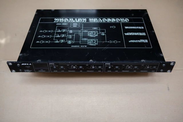 Crossover divisor de frecuencias Bell XO 1905