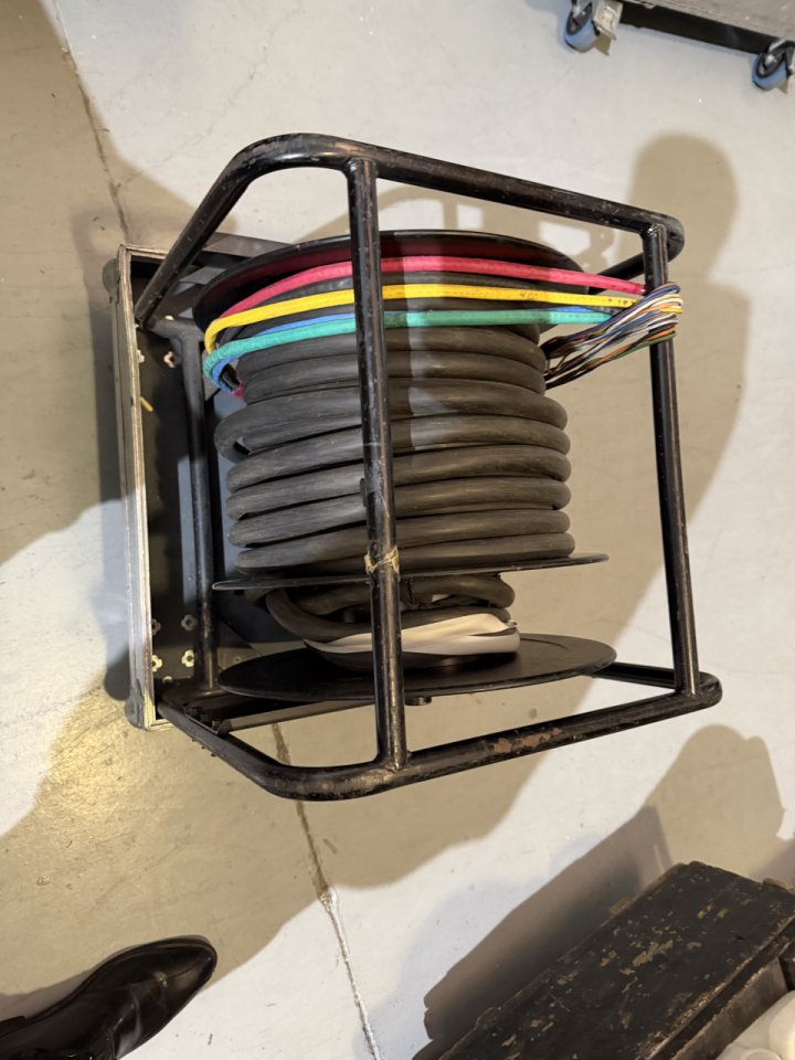 manguera de señal ADAM HALL con carro