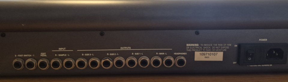 E-MU E-Synth Keyboard Workstation + Hardcase Original de segunda mano · Foto 3 de 5 · Madrid · 1640 €