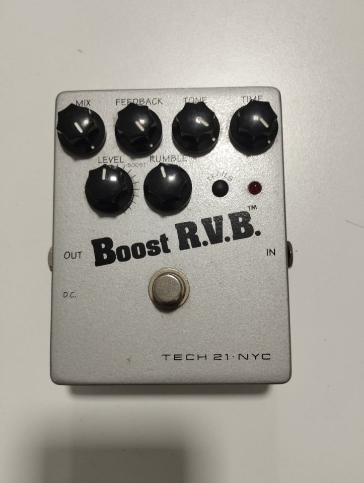 Pedal Tech 21 Boost RVB de segunda mano · Foto 1 de 2 · Málaga · 120 €