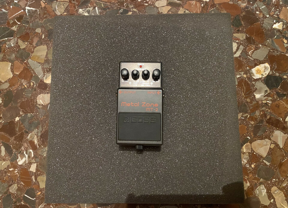 Boss MT-2 Zone Distortion