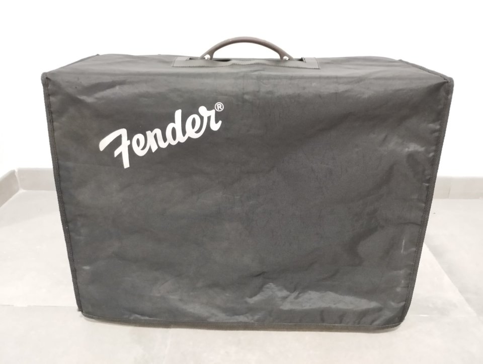 Fender hot Rod Deluxe límited Edition de segunda mano · Foto 5 de 6 · Málaga · 700 €