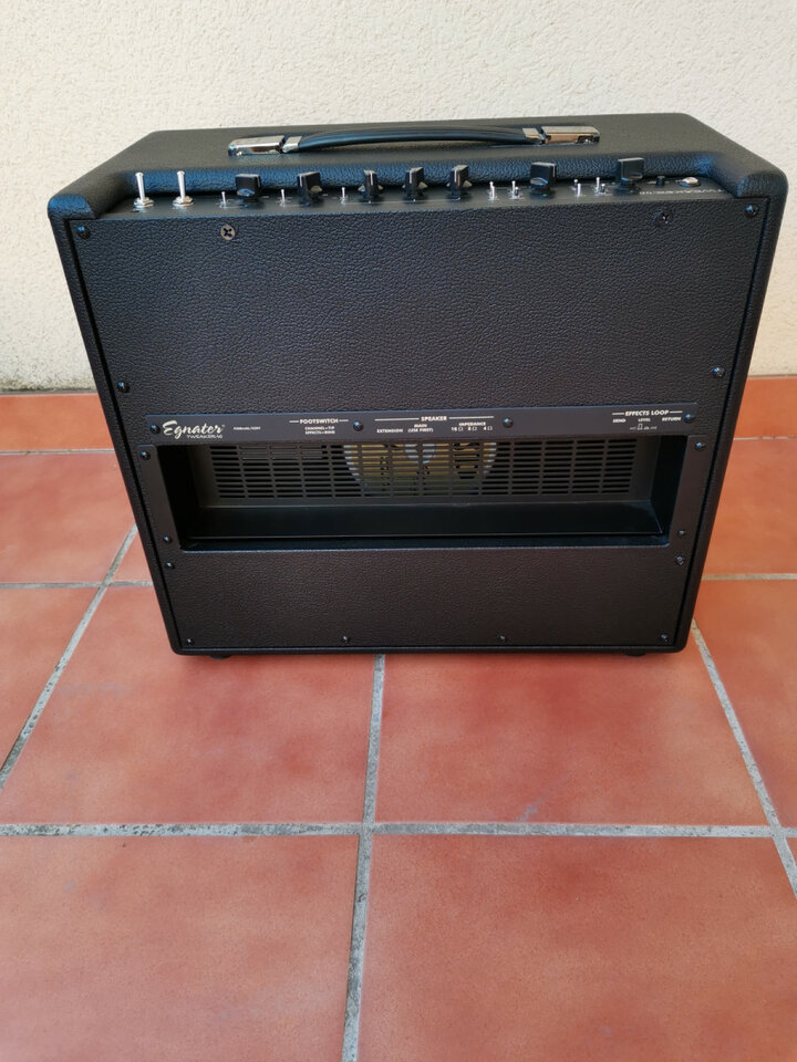 Cambio/Vendo Egnater Tweaker 40 112 combo