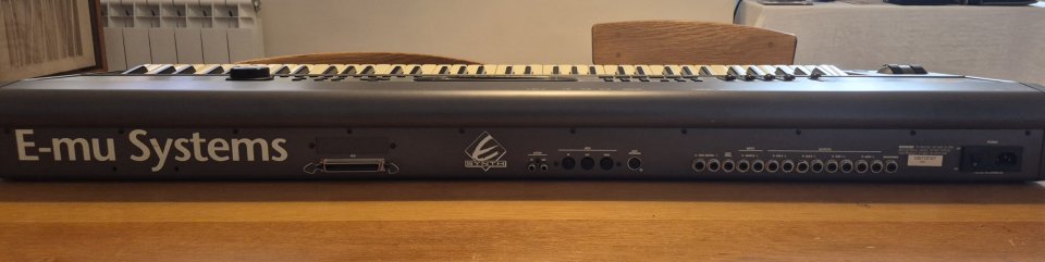 E-MU E-Synth Keyboard Workstation + Hardcase Original de segunda mano · Foto 5 de 5 · Madrid · 1640 €