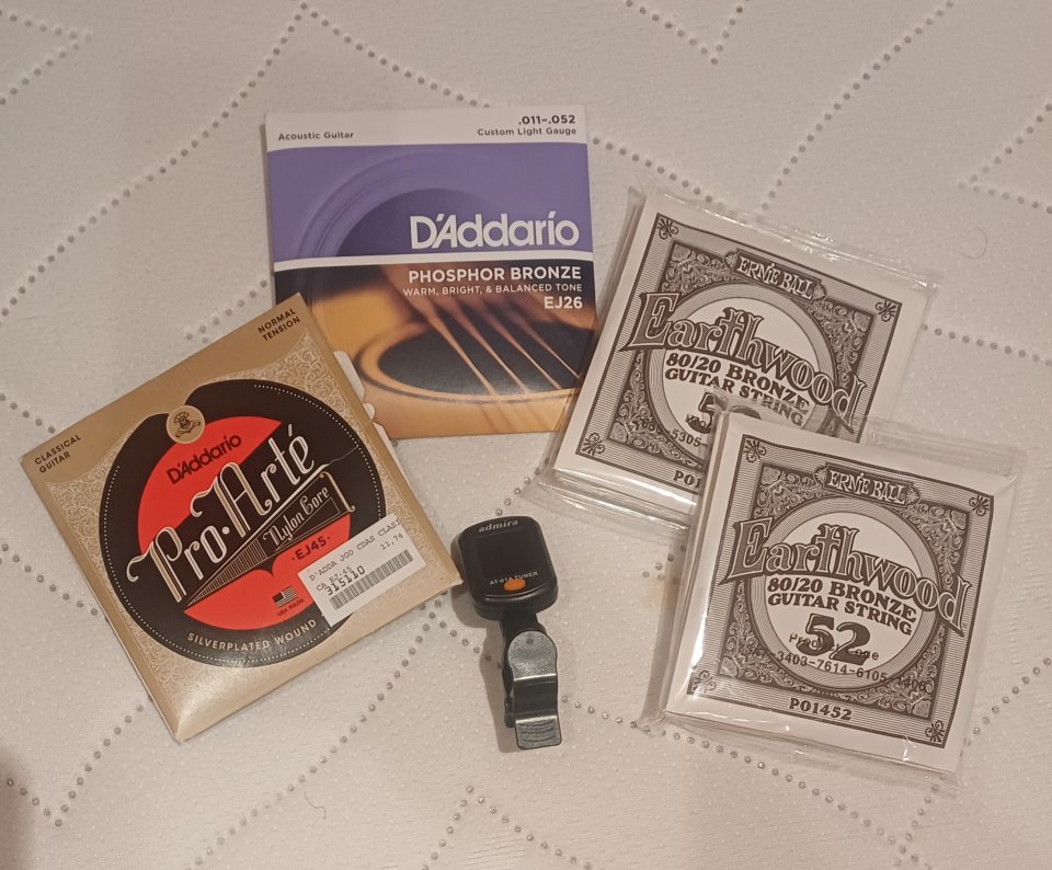 Fender CD-60 Sunburst de segunda mano · Foto 2 de 2 · Gipuzkoa · 140 €