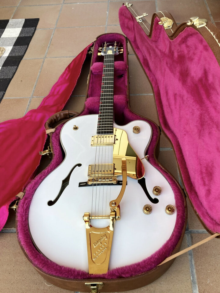 Gibson Chet Atkins Country Gentleman de segunda mano · Foto 4 de 8 · Barcelona · 3750 €