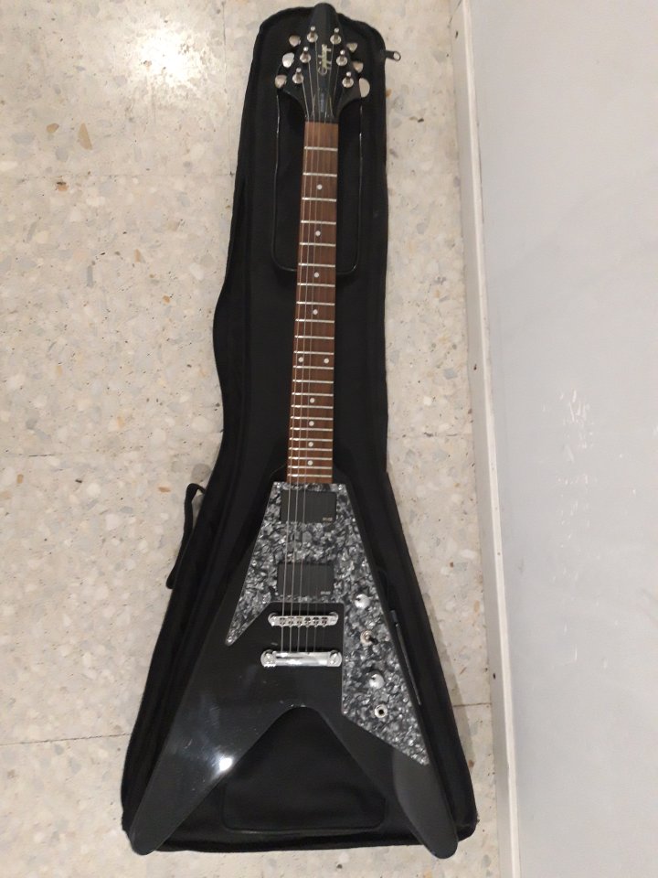 Epiphone flying v