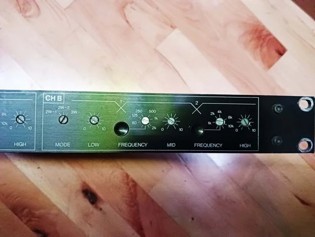 Crossover divisor de frecuencias Bell XO 1905