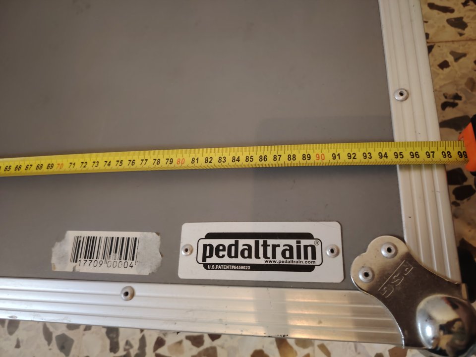 Pedaltrain, la más grande, con su estuche y ruedas. de segunda mano · Foto 7 de 10 · Madrid · 200 €