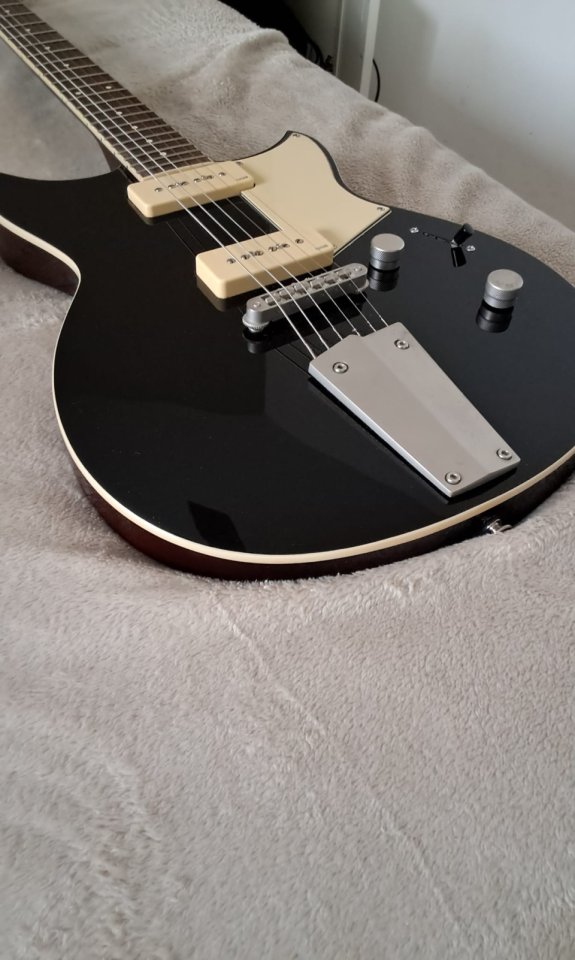 Yamaha rev start rs502t black