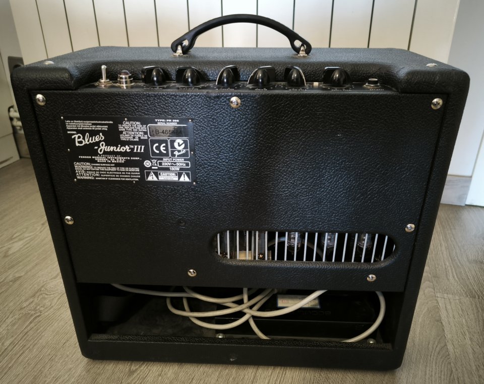 Fender Blues Junior III de segunda mano · Foto 3 de 6 · Madrid · 500 €