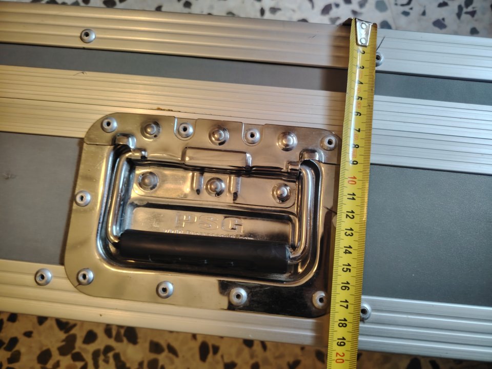 Pedaltrain, la más grande, con su estuche y ruedas. de segunda mano · Foto 8 de 10 · Madrid · 200 €