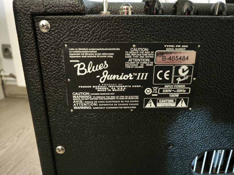 Fender Blues Junior III de segunda mano · Foto 4 de 6 · Madrid · 500 €
