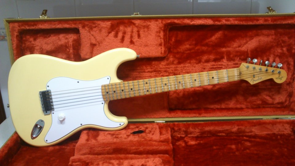 Fender STCL-140YM Yngwie Malmsteen nylon strings