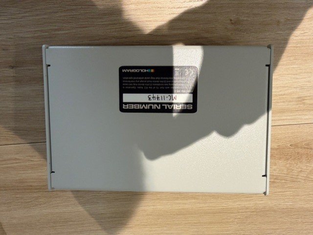 Microcosm Hologram Electronics de segunda mano · Foto 6 de 7 · Barcelona · 460 €