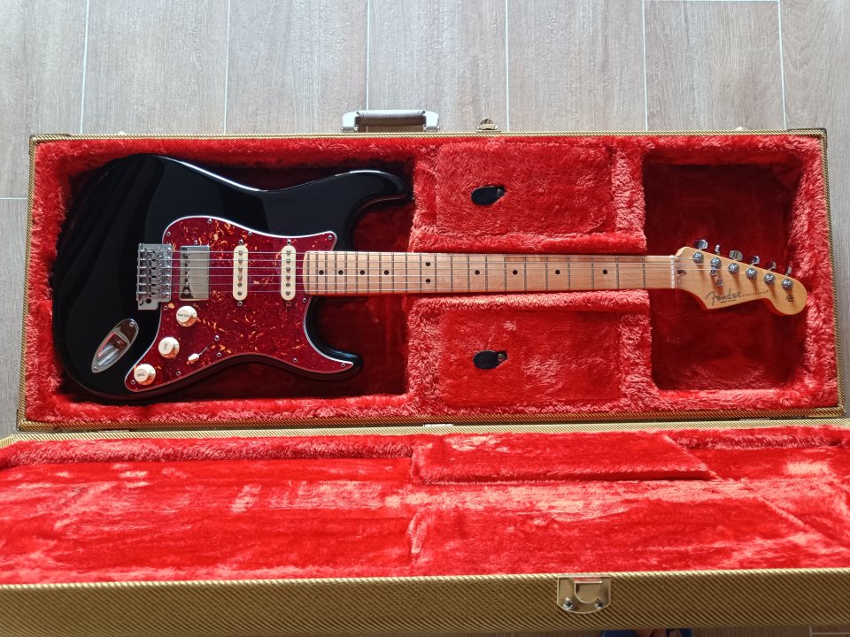 Fender Stratocaster Pro standard USA Guitar Center de segunda mano · Foto 4 de 6 · Tarragona