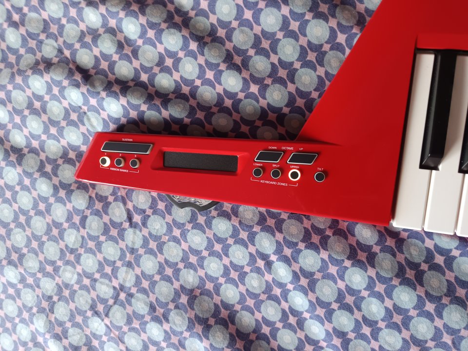 Keytar Alesis Vortex 2 Wireless Rojo