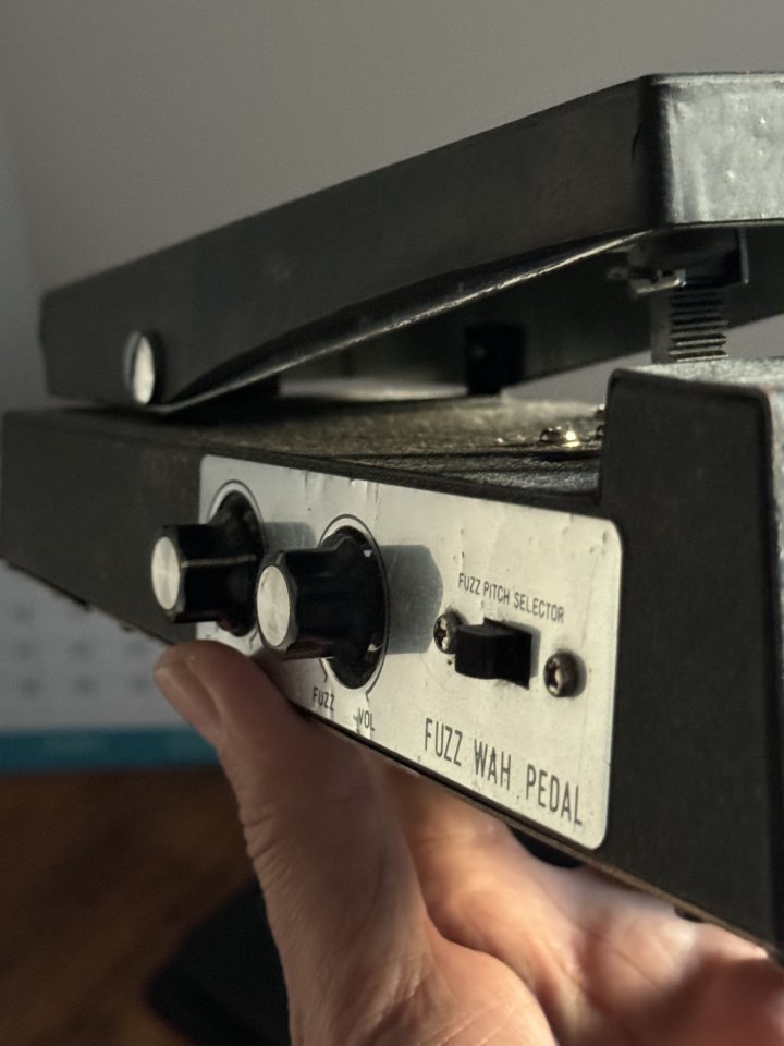 Shin-Ei 8-TR Fuzz Wah 1970s Negro