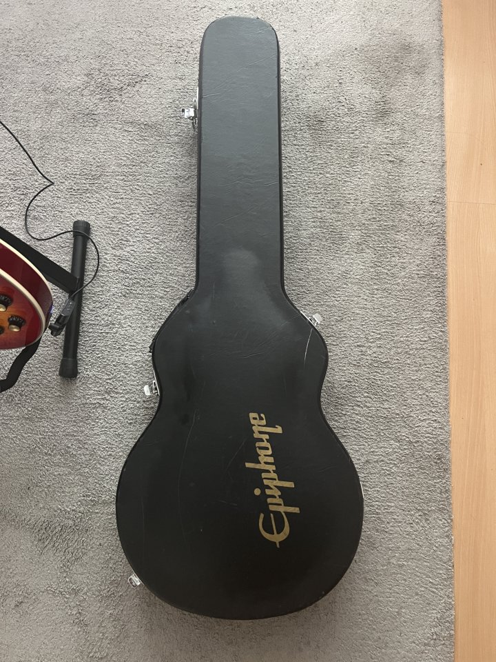 Epiphone Les Paul Custom de segunda mano · Foto 9 de 10 · Madrid · 800 €