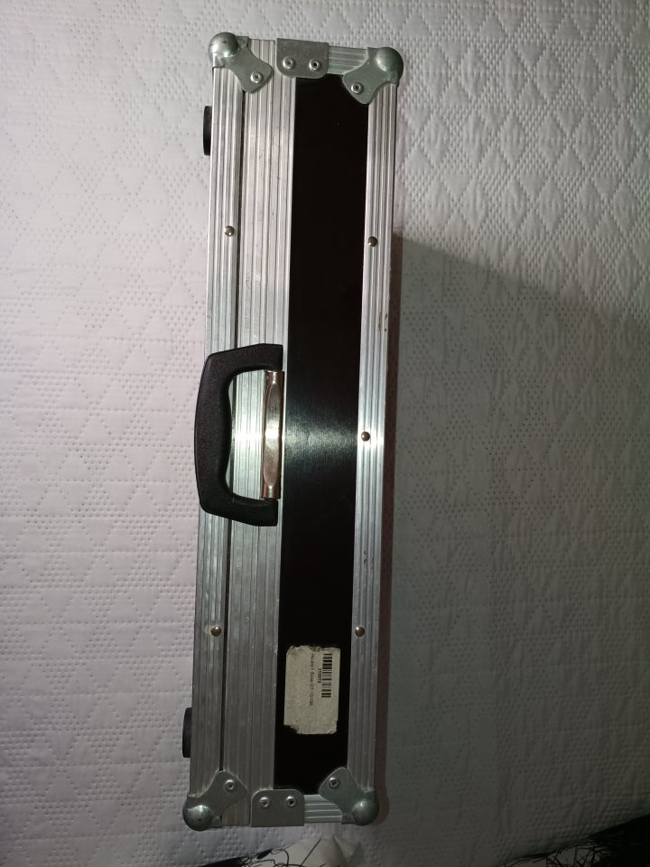 Thon Case Boss GT-100/GT-10/GT-10B de segunda mano · Foto 2 de 8 · Córdoba · 100 €