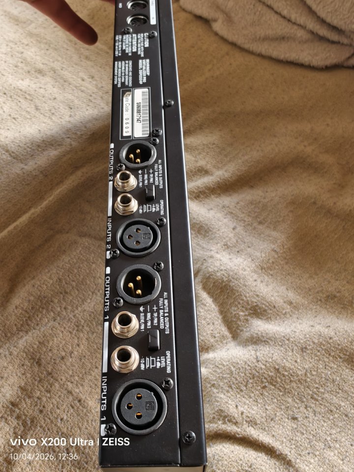 Behringer Virtualizer Pro DSP2024P Procesador