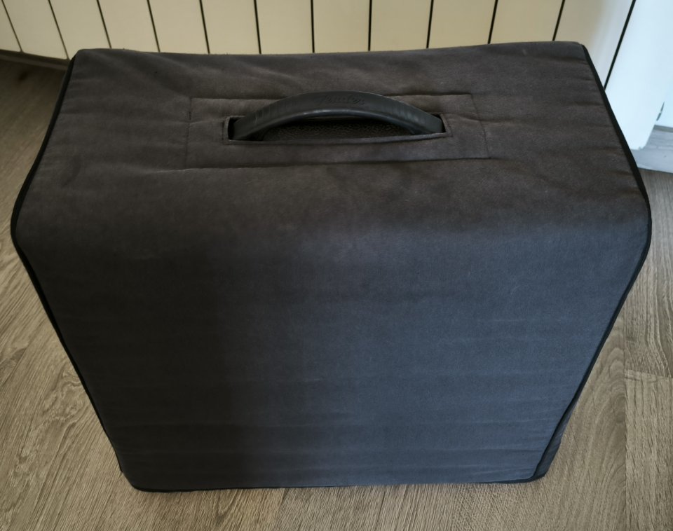 Fender Blues Junior III de segunda mano · Foto 6 de 6 · Madrid · 500 €