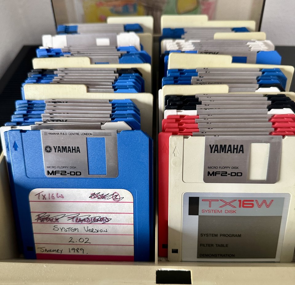 Yamaha TX 16W  Sampler vintage