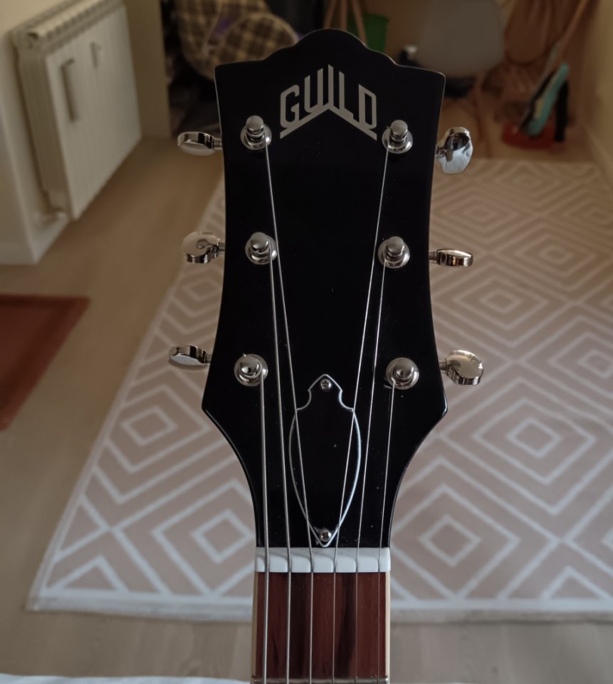 GUILD STARFIRE I DC de segunda mano · Foto 2 de 3 · Madrid · 375 €