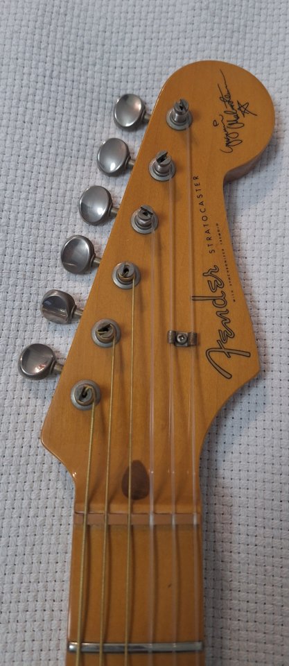 Fender STCL-140YM Yngwie Malmsteen nylon strings