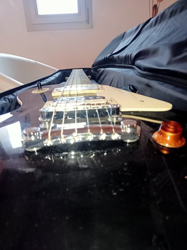 Tokai Les Paul Standard ALS68 STB