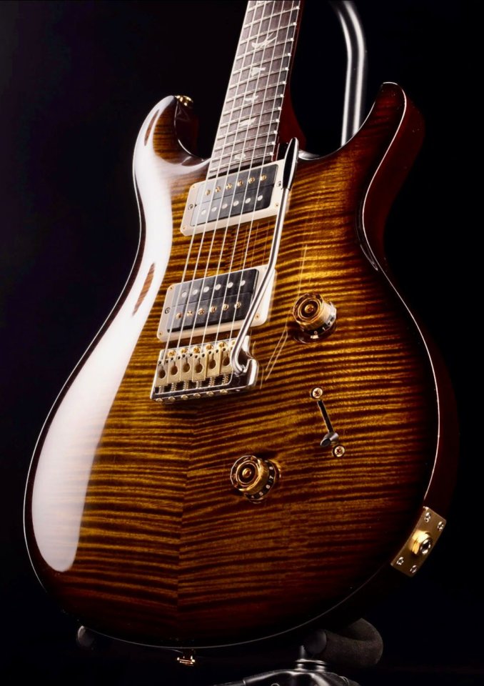 Prs Custom 24 Artist pack, 10 top, Black Gold burst. de segunda mano · Foto 1 de 7 · Madrid · 3750 €