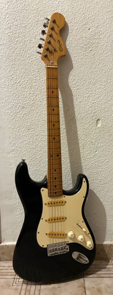 Guitarra EAGLE made in Japan