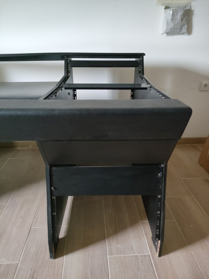 Mueble de estudio de segunda mano · Foto 5 de 7 · Barcelona · 350 €