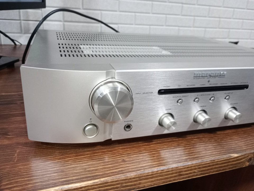 amplificador marantz pm6007 de segunda mano · Foto 2 de 6 · Barcelona · 200 €